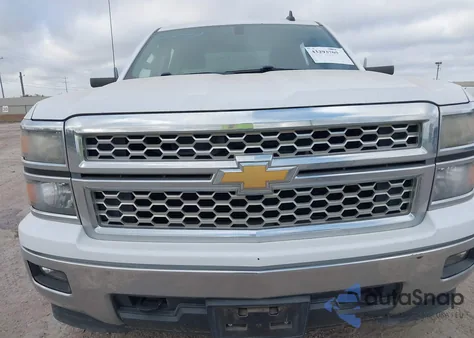 2015 Chevrolet Silverado 1500 1Lt z USA, uszkodzony, nr VIN 3GCUKREC0FG431168